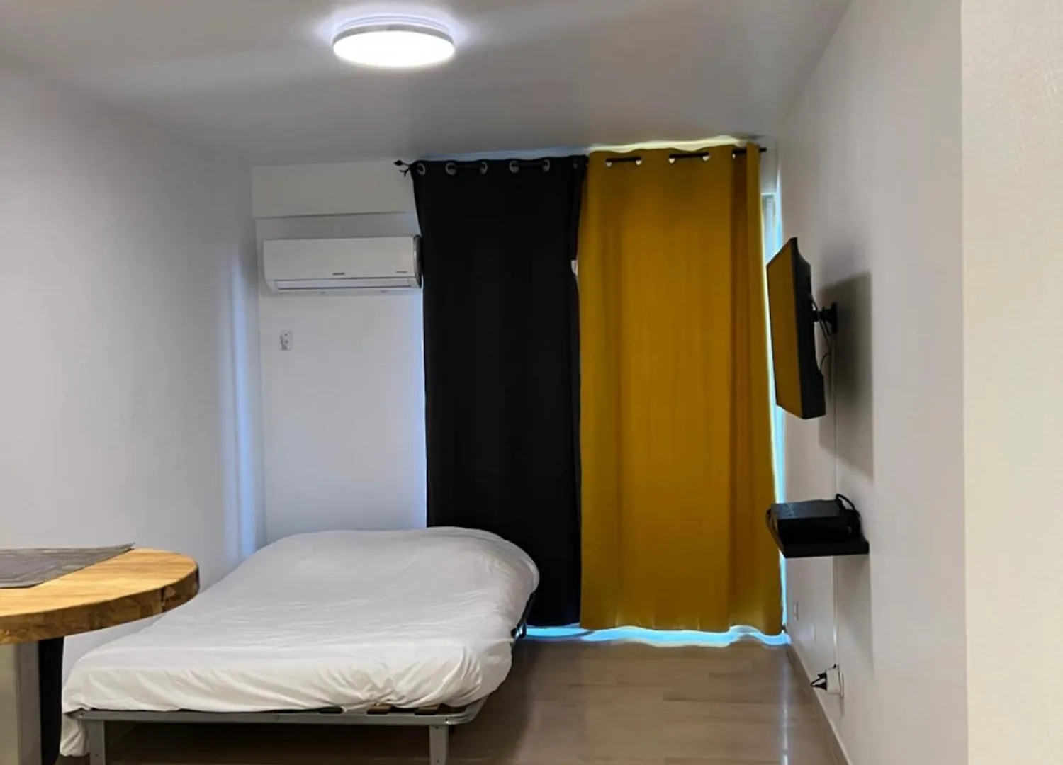 Studio Lumineux A 2Min De La Plage 尼斯